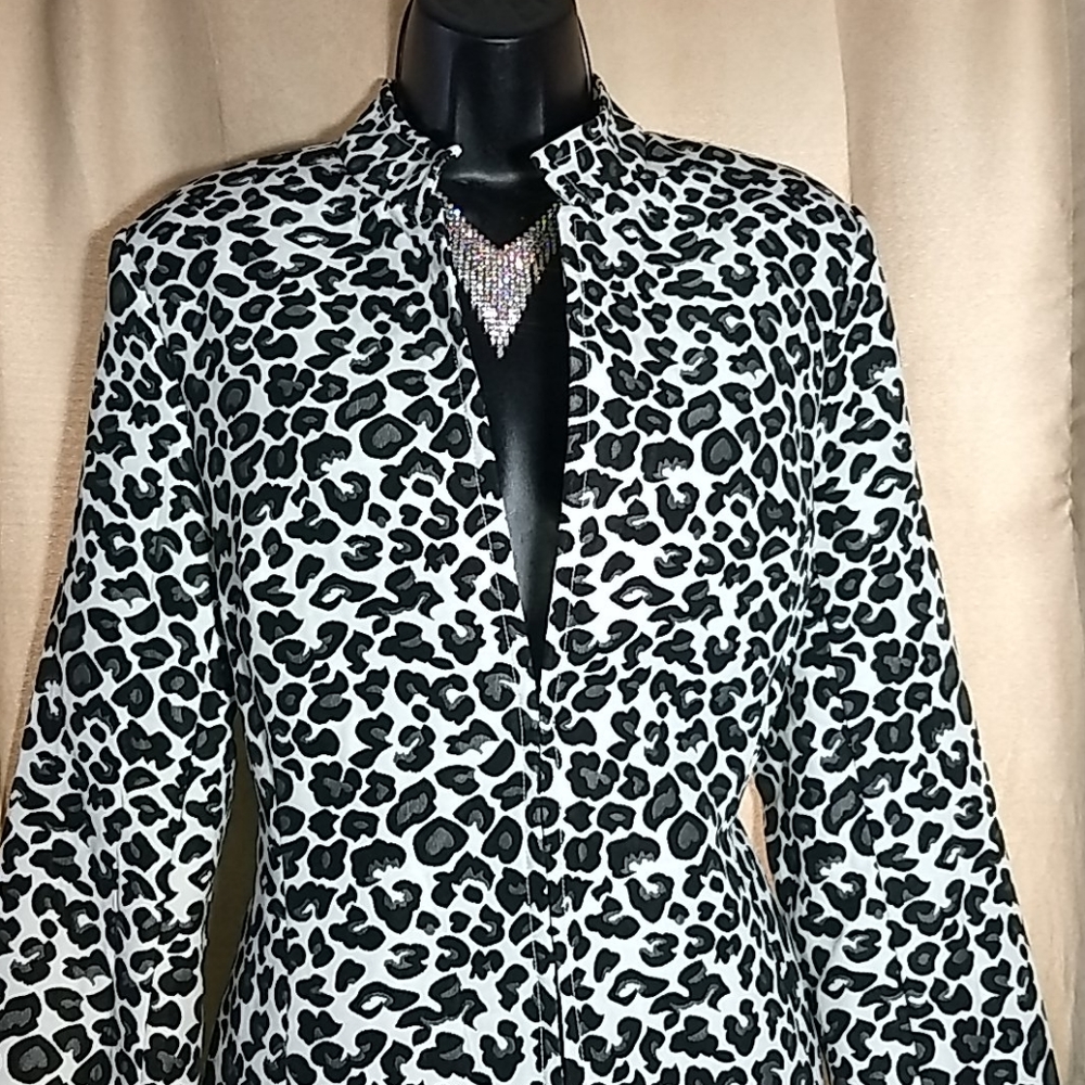 Authentic Erin jacket sz Medium